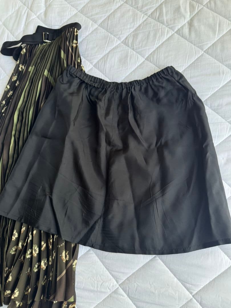 未使用　サカイ　sacai　小花柄　迷彩　プリーツ　スカート　正規品　裏地付き