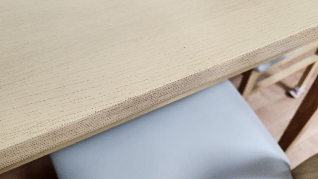 ニトリ木製ダイニングテーブル４点セット 2脚椅子とベンチ付きナチュラルカラー