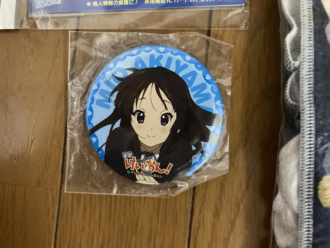 けいおん! ナムコナンジャタウン 秋山澪 缶バッジ もふもふタオル等