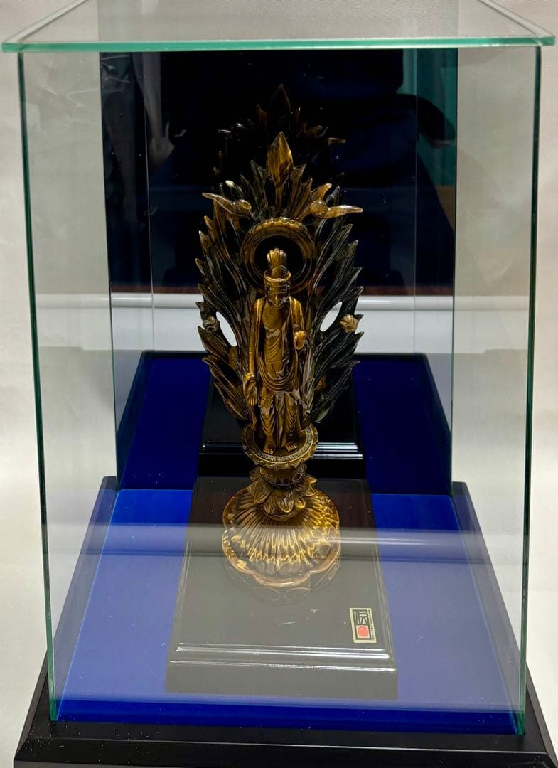 伝統工芸士 田中保山（甲州水晶貴石細工） 虎目石 聖観音像 ガラスケース