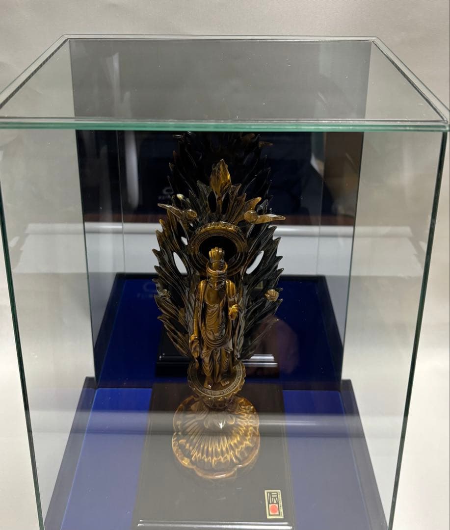 伝統工芸士 田中保山（甲州水晶貴石細工） 虎目石 聖観音像 ガラスケース