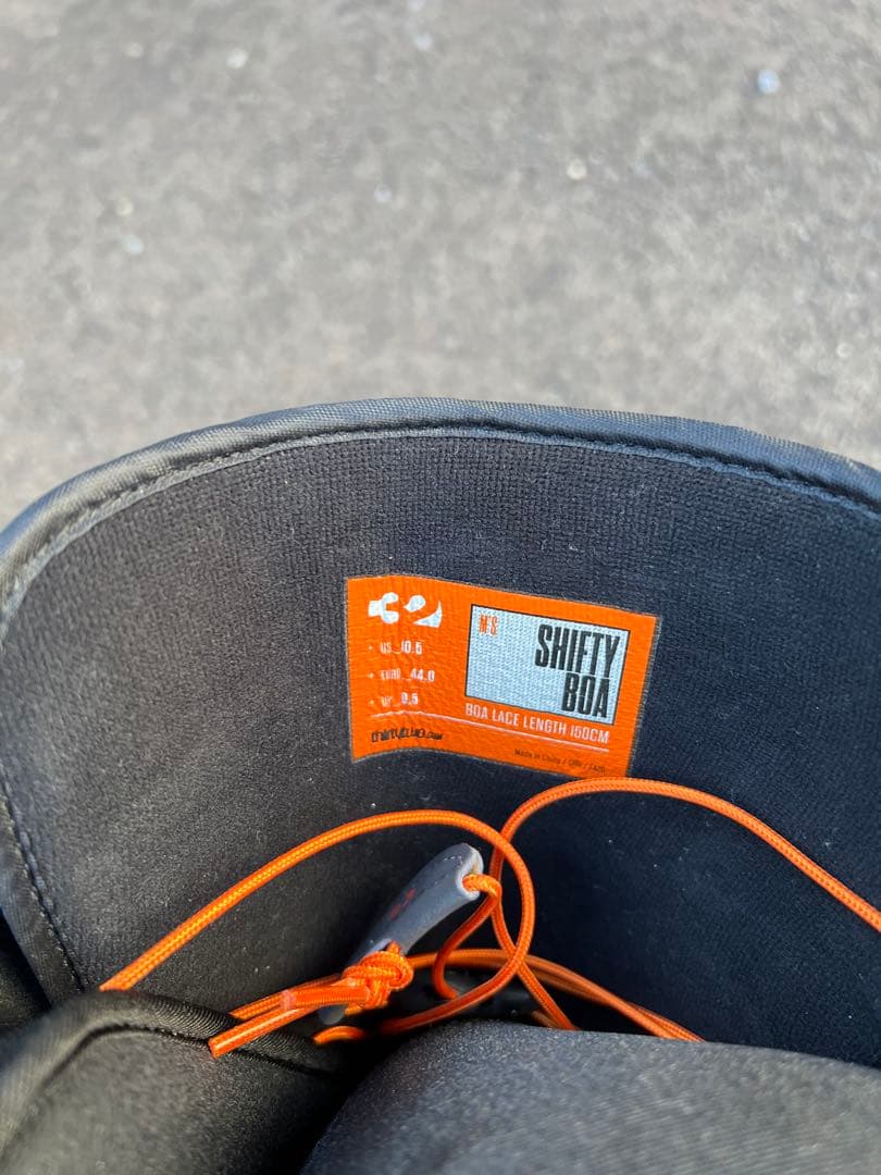 美品　thirtytwo スノーボードブーツ Mサイズ 28.5