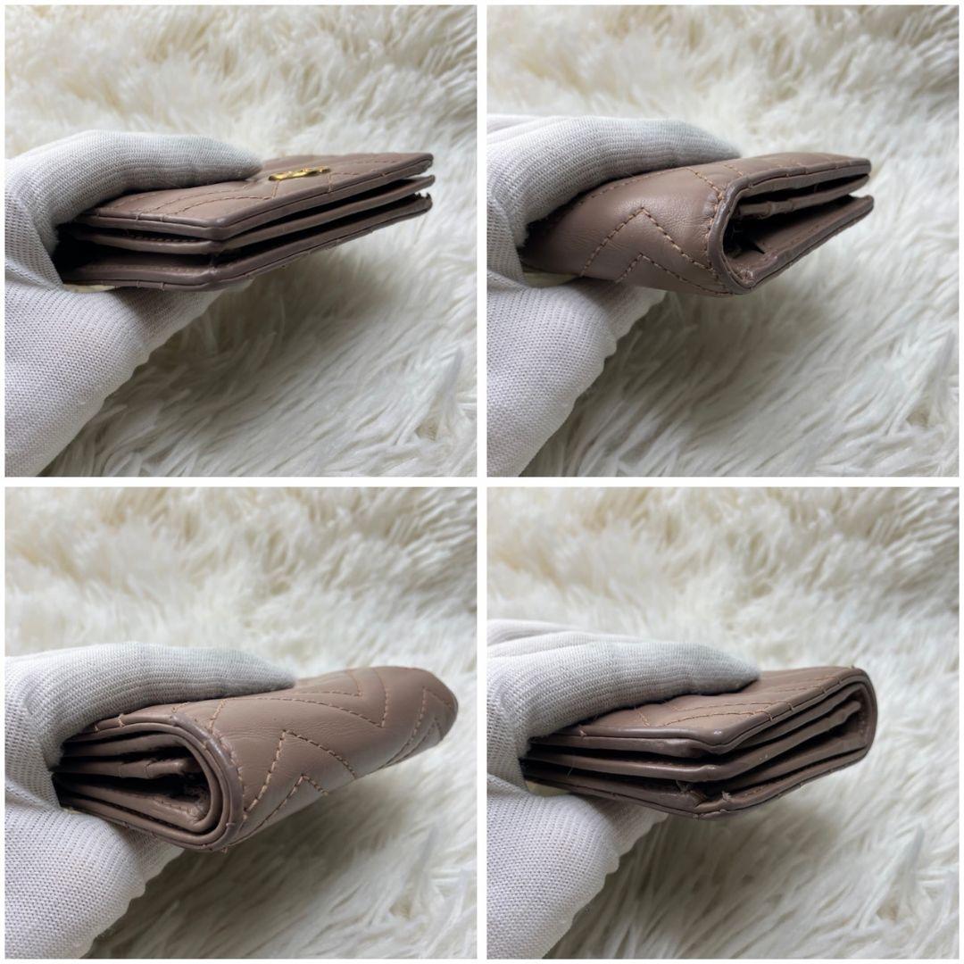 美品 現行✨グッチ 折り財布 マーモント キルティング レザー ベージュ
