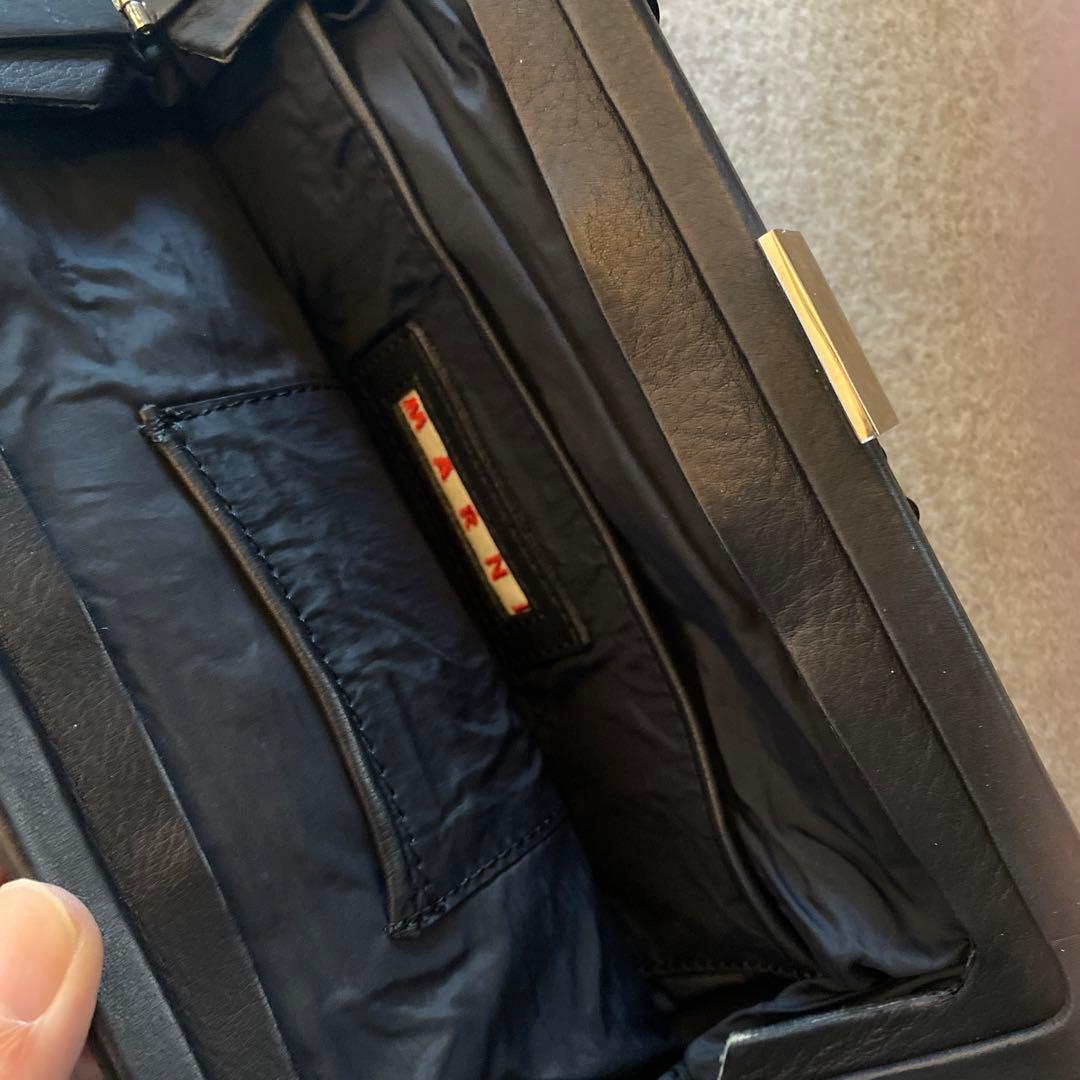 Marniマルニワンハンドルバックビジュークラッチ