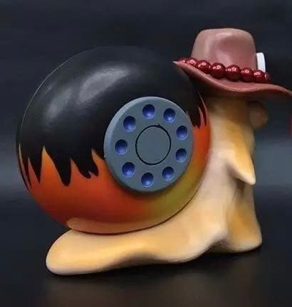 ONE PIECE ワンピース　でんでん虫　電伝虫　ポートガス・D・エース