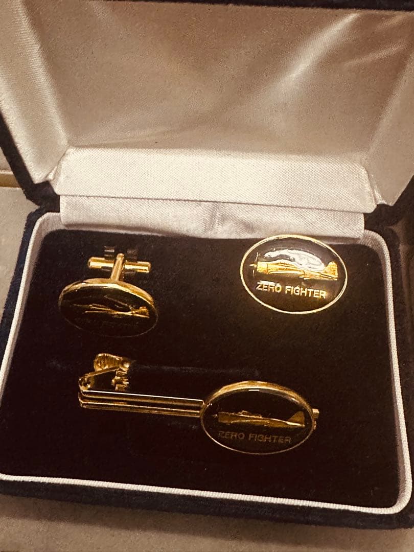 y*g様 遺品整理品と自分が頂いた物などになります。