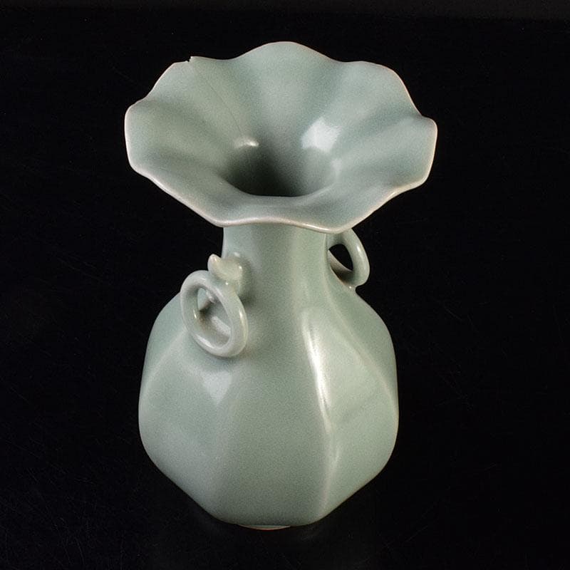 中国　龍泉窯　粉青釉　桔梗口双耳瓶　花入　C　6908