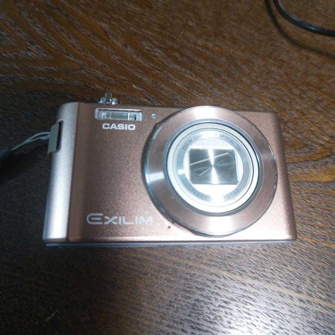 CASIO EXILIM デジタルカメラ ピンク 充電器付き(※中古品です。)