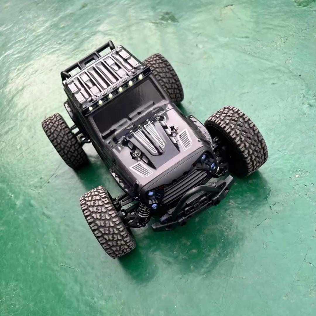 16103 高速 RC 50km/h 1/16 4WD LED ヘッドライト付き