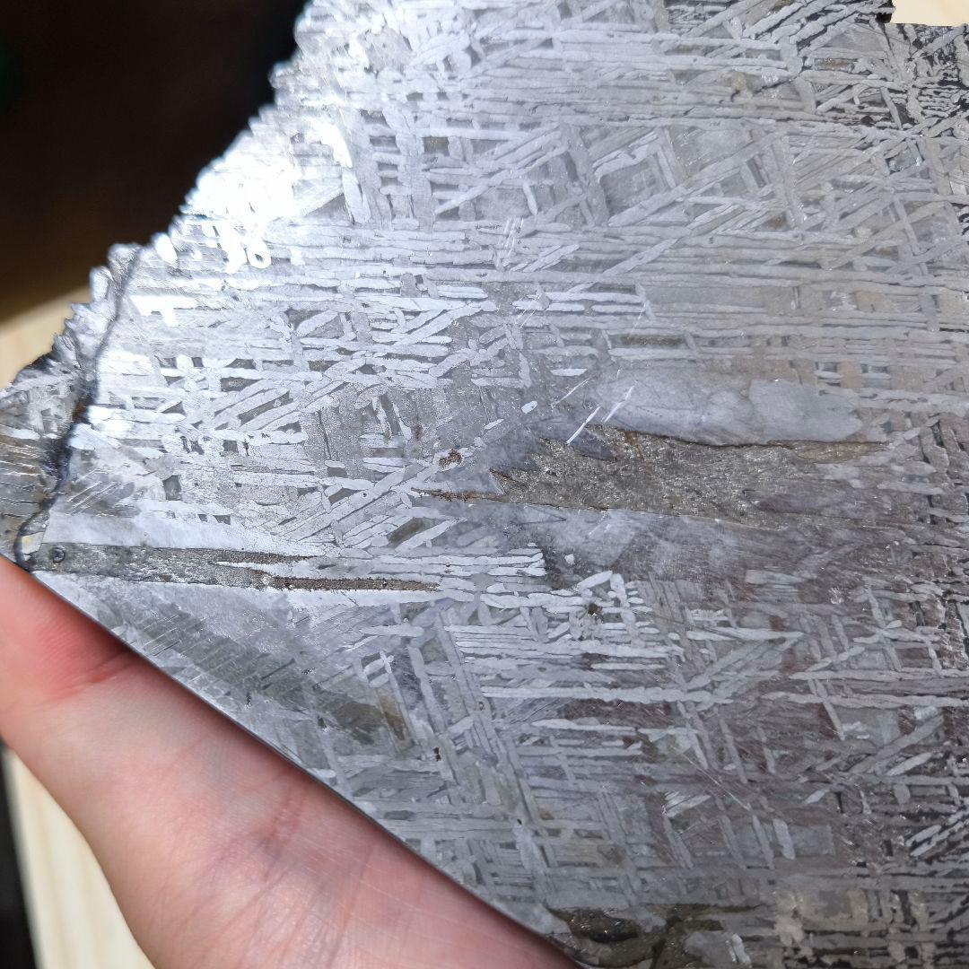 極上 大型 約2kg アルタイ隕石 鉄隕石 パワーストーン 宝石 天然石 隕石