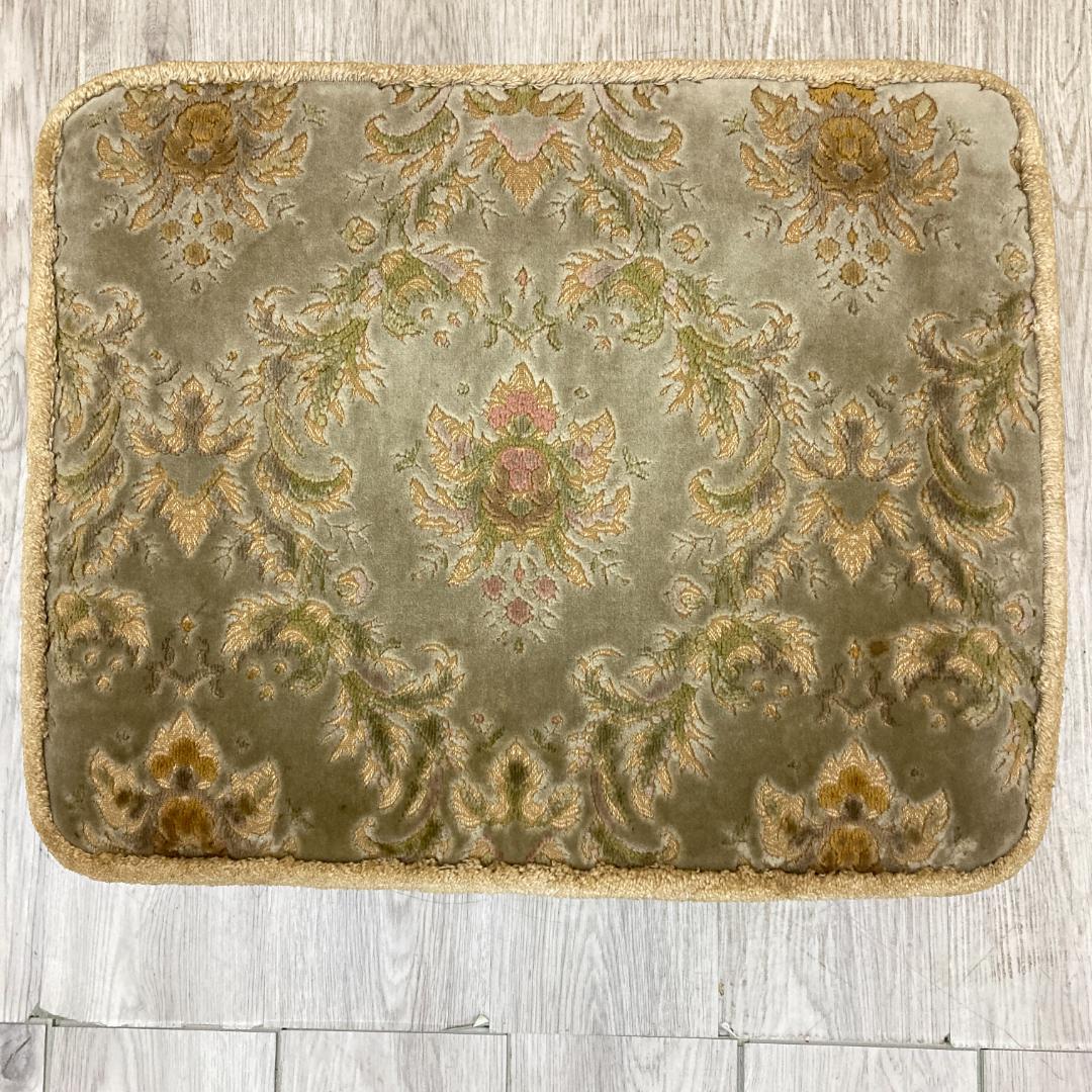 Niko 様用　【カリモク】金華山　スツール　オットマン