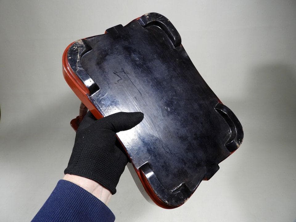 ●深彫 堆朱 太刀掛 刀立て 刀掛け 御愛刀守護 仙台堆朱 渦龍 太刀掛 一振掛