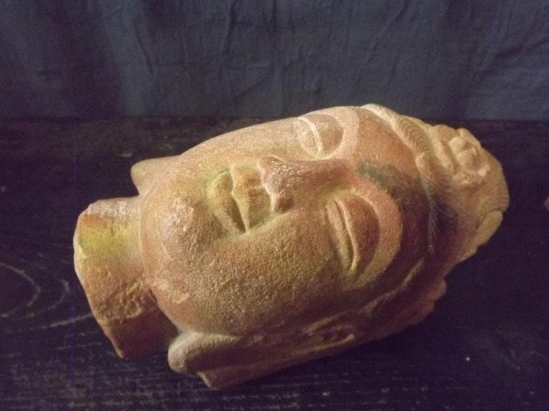 ガンダーラ石仏の仏頭 3から5世紀 発掘品 仏教美術