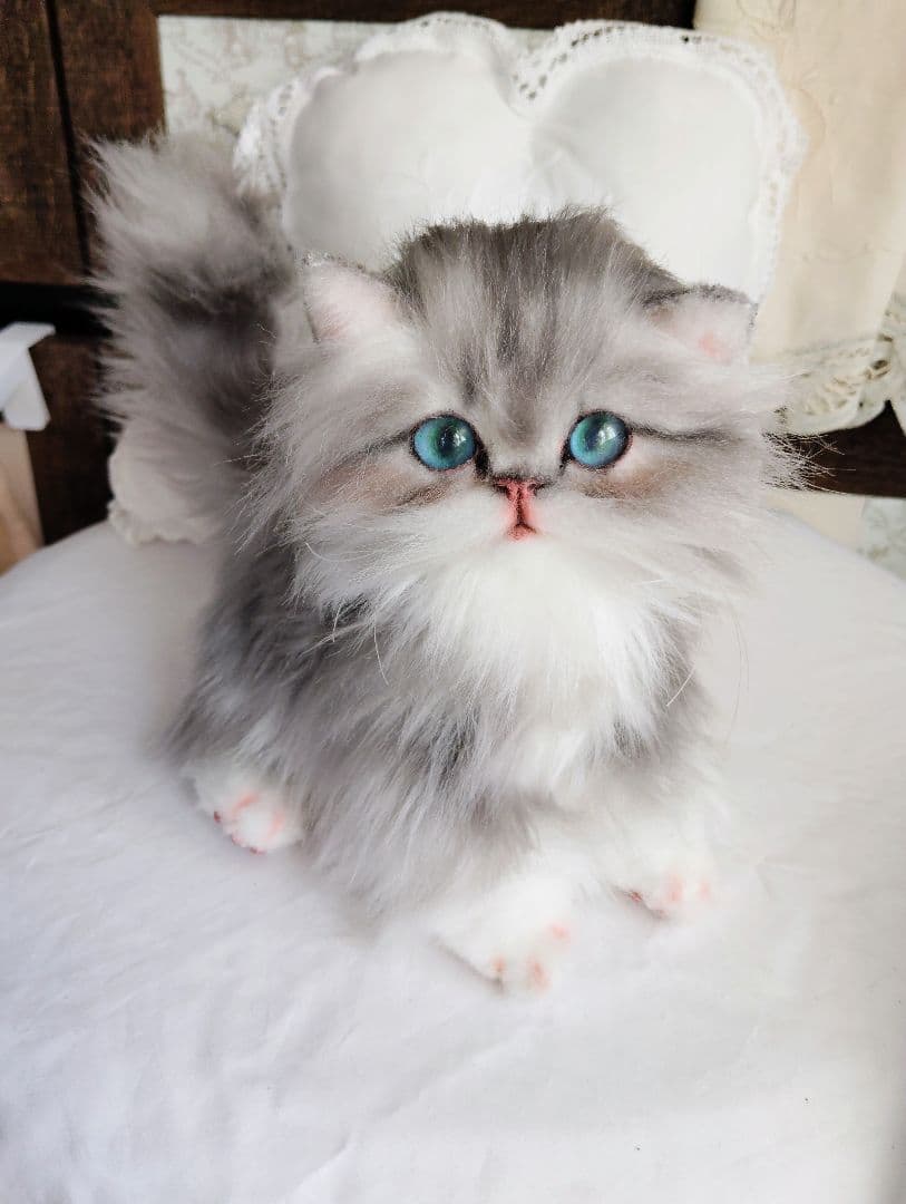 ミヌエット子猫ちゃん♡美人さん♡アートドール♡ぬいぐるみ♡大きめ