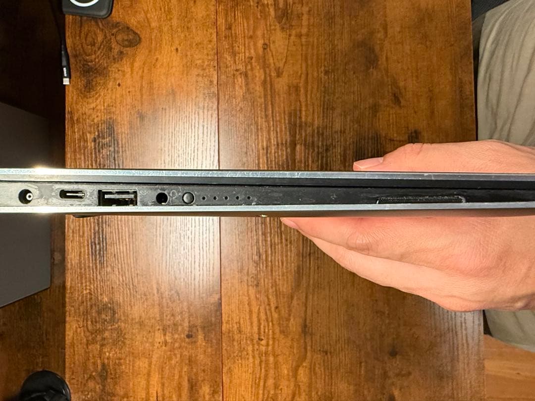 Dell XPS 13 i5/8GB/256GB US配列バッテリー新品付属完備 XPS 13ノート