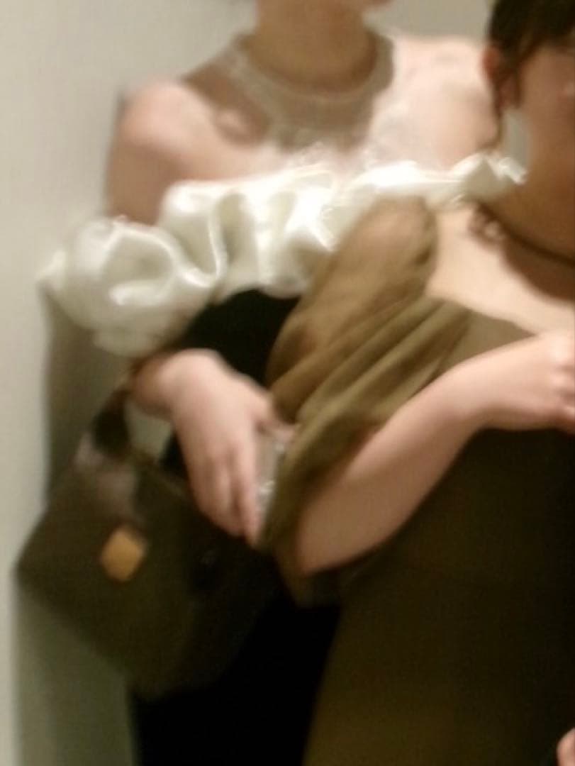 みっきぃ　manondesign オフショルダーベロアドレス