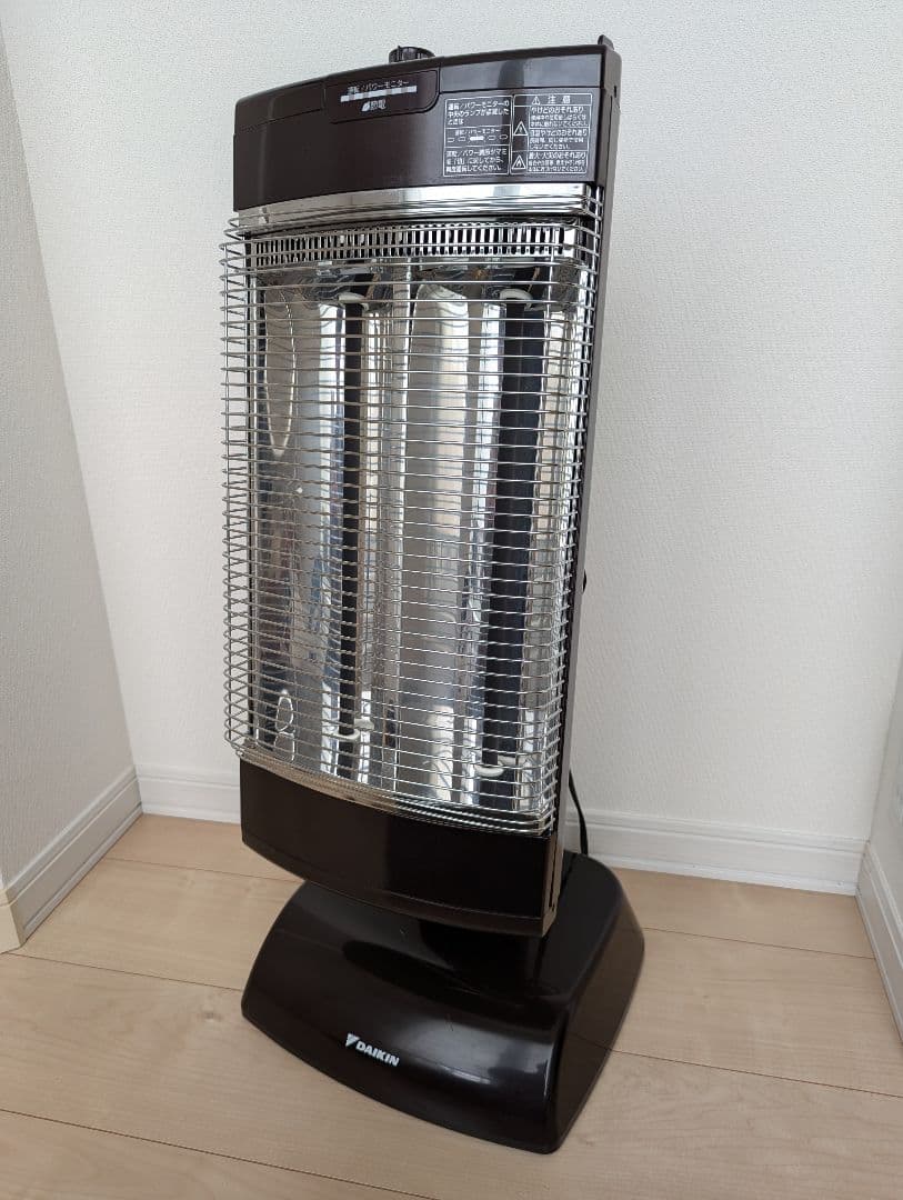 DAIKIN ダイキン 遠赤外線暖房機 セラムヒート ERFT11US-T