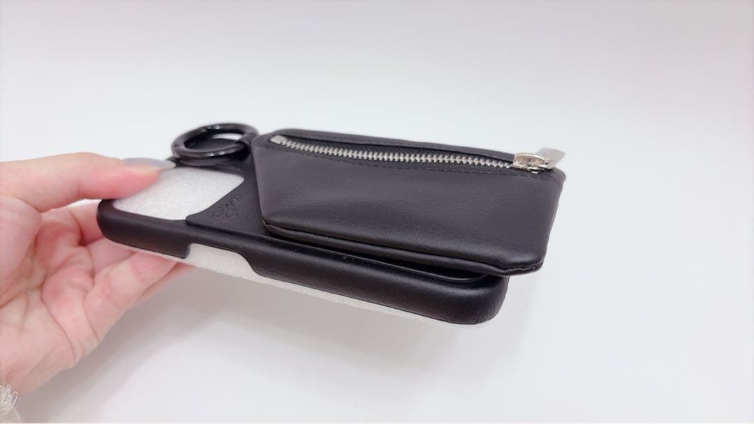 ajew エジュー pureblack ブラックiPhone 15Pro オンライン で 販売