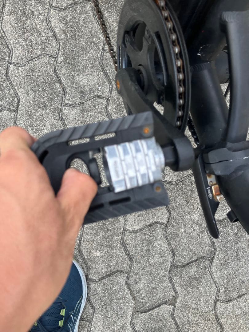 ジャンク品 折りたたみ電動アシスト自転車 FAT-01 20インチ 極太タイヤ