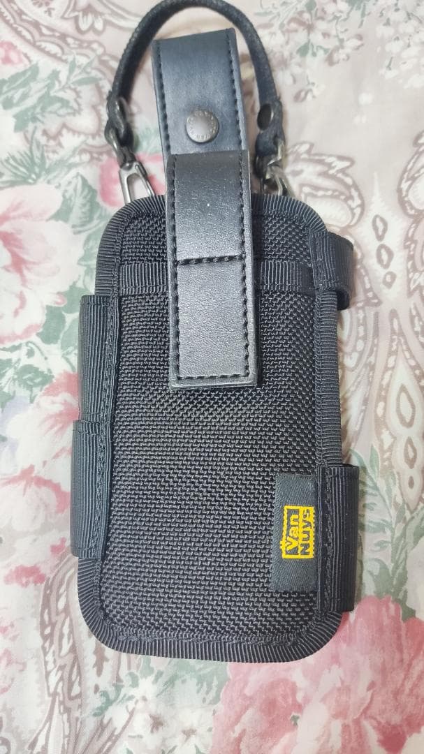 ウォークマンNW-ZX300とバンナイズポーチ SONY WALKMAN NW-ZX300