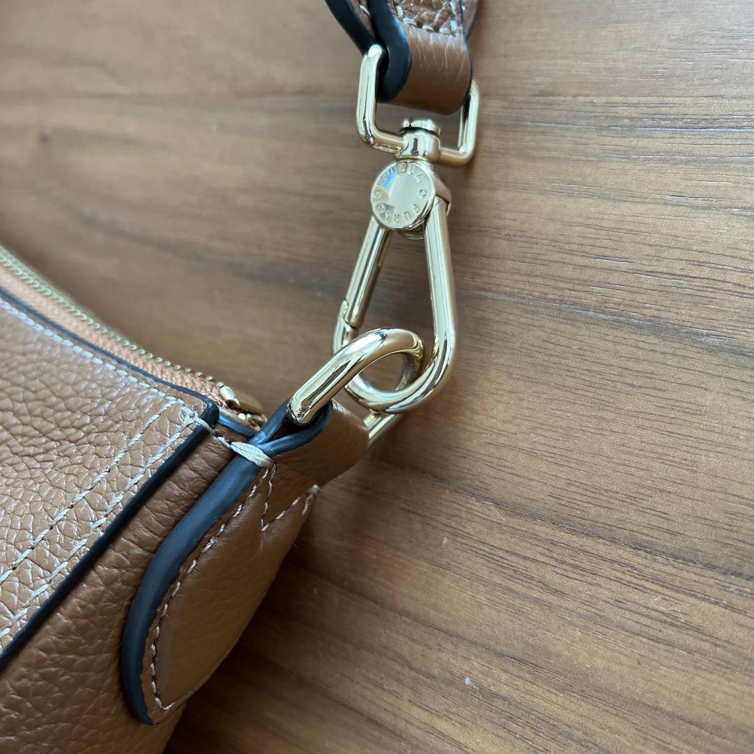 FURLA フルラ　ショルダーバッグ