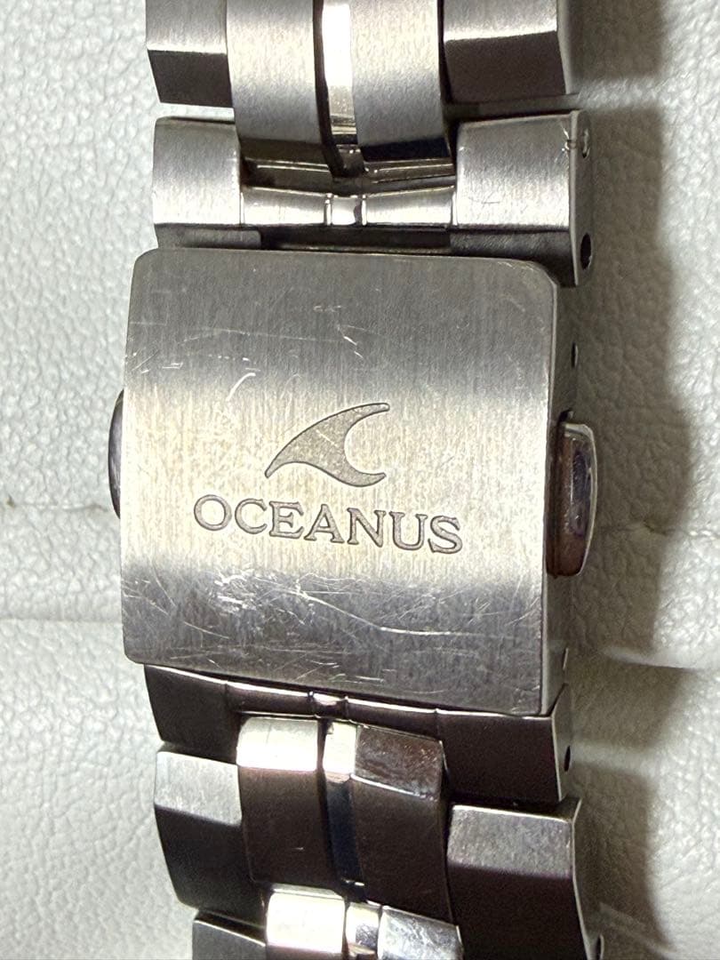 OCW-S2400E-1AJF 新品バックル中留交換済 箱 取説 予備コマ付属