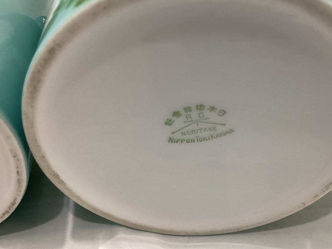 オールドノリタケ 陶器製煙草入れ、灰皿 青地白菊 ビンテージ