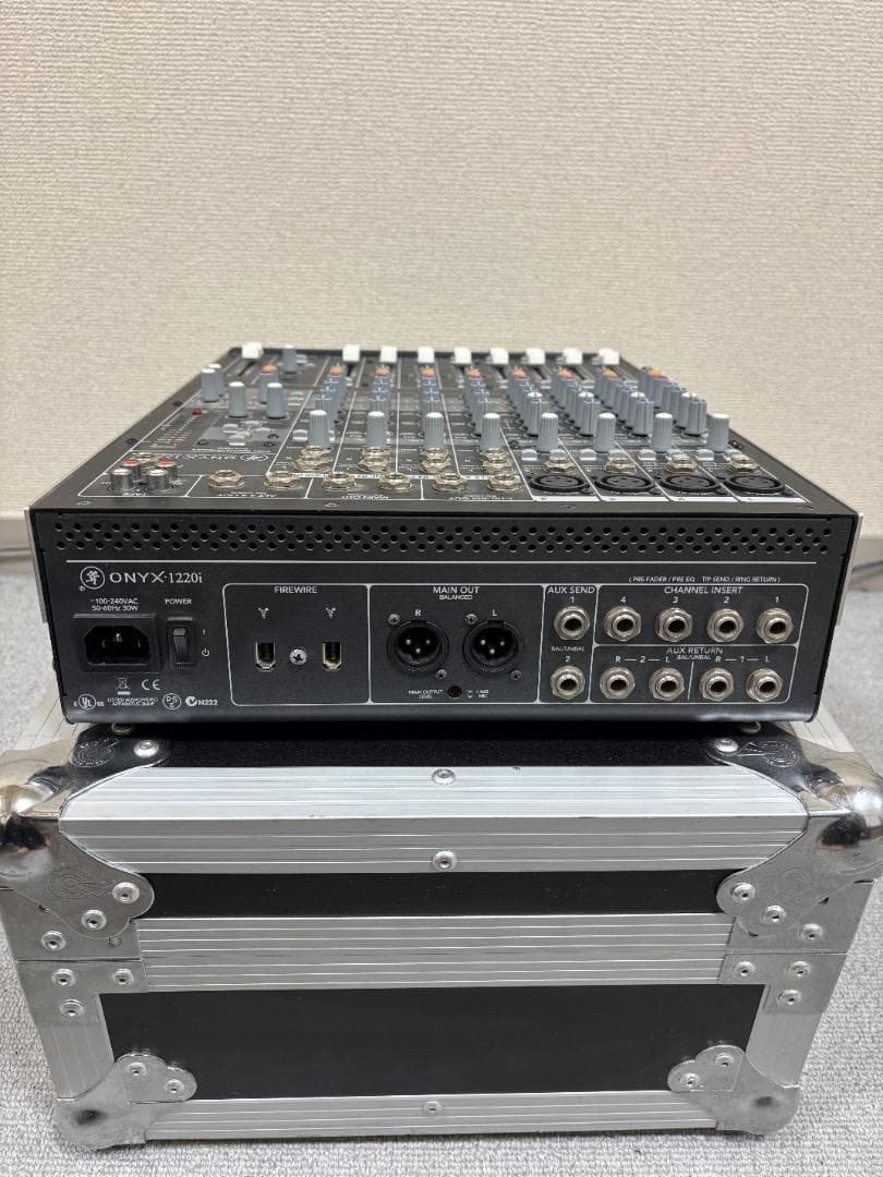 【動作未確認】Mackie Onyx 1220i 専用ケース・オヤイデケーブル付