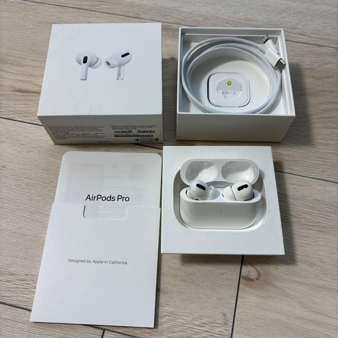 AirPods Pro 本体 ホワイト - メルカリ