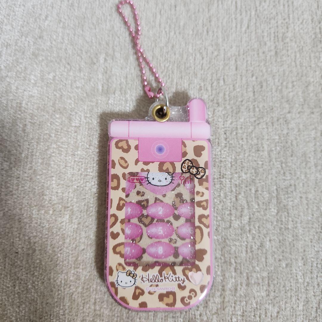 ハローキティ ヒョウ柄ガラケー型 キーホルダー - メルカリ