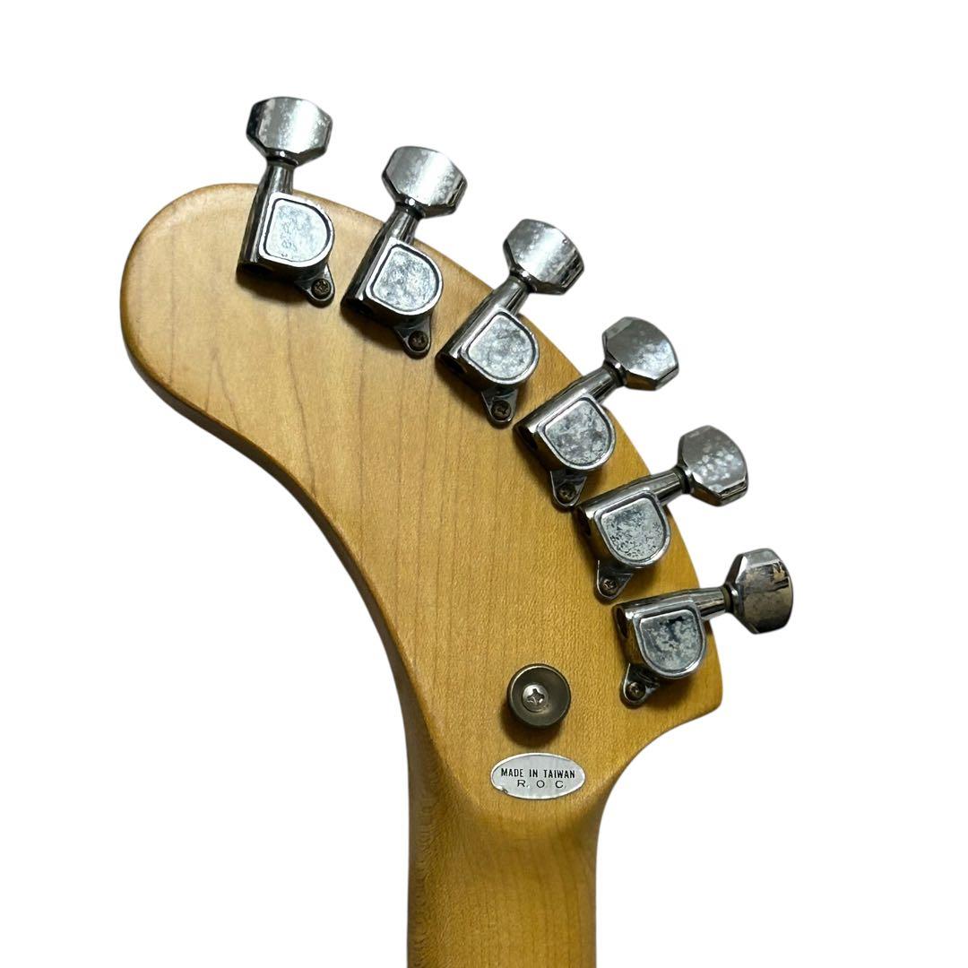 ZO-3 ミントグリーン　アンプ内蔵ミニギター