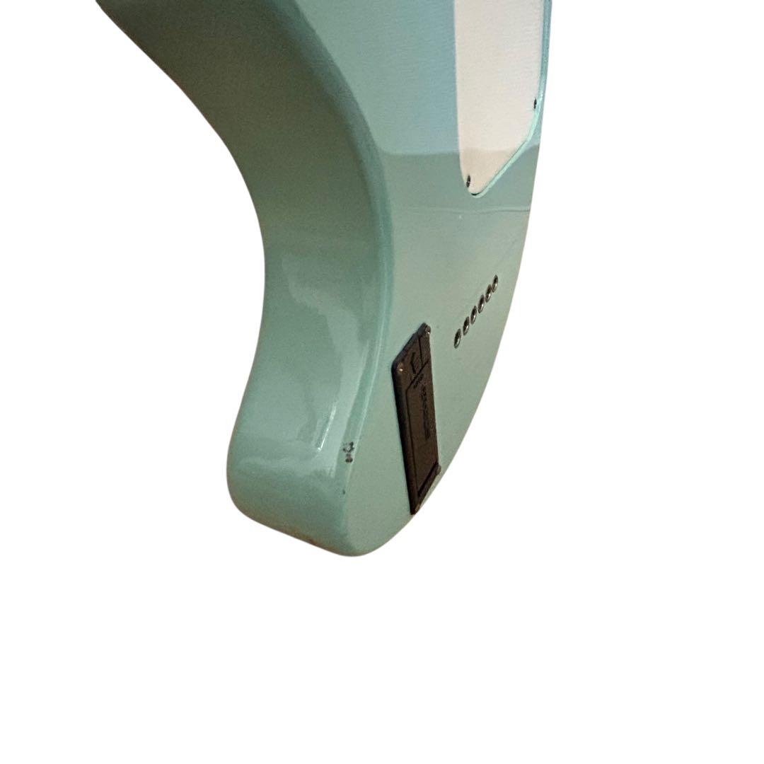 ZO-3 ミントグリーン　アンプ内蔵ミニギター