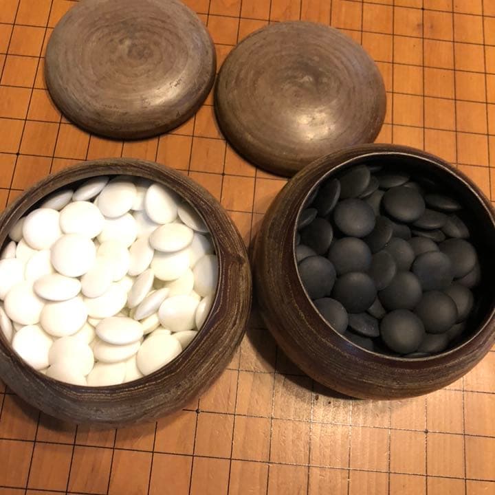 【本格】囲碁盤セット　碁盤　碁石　足つき