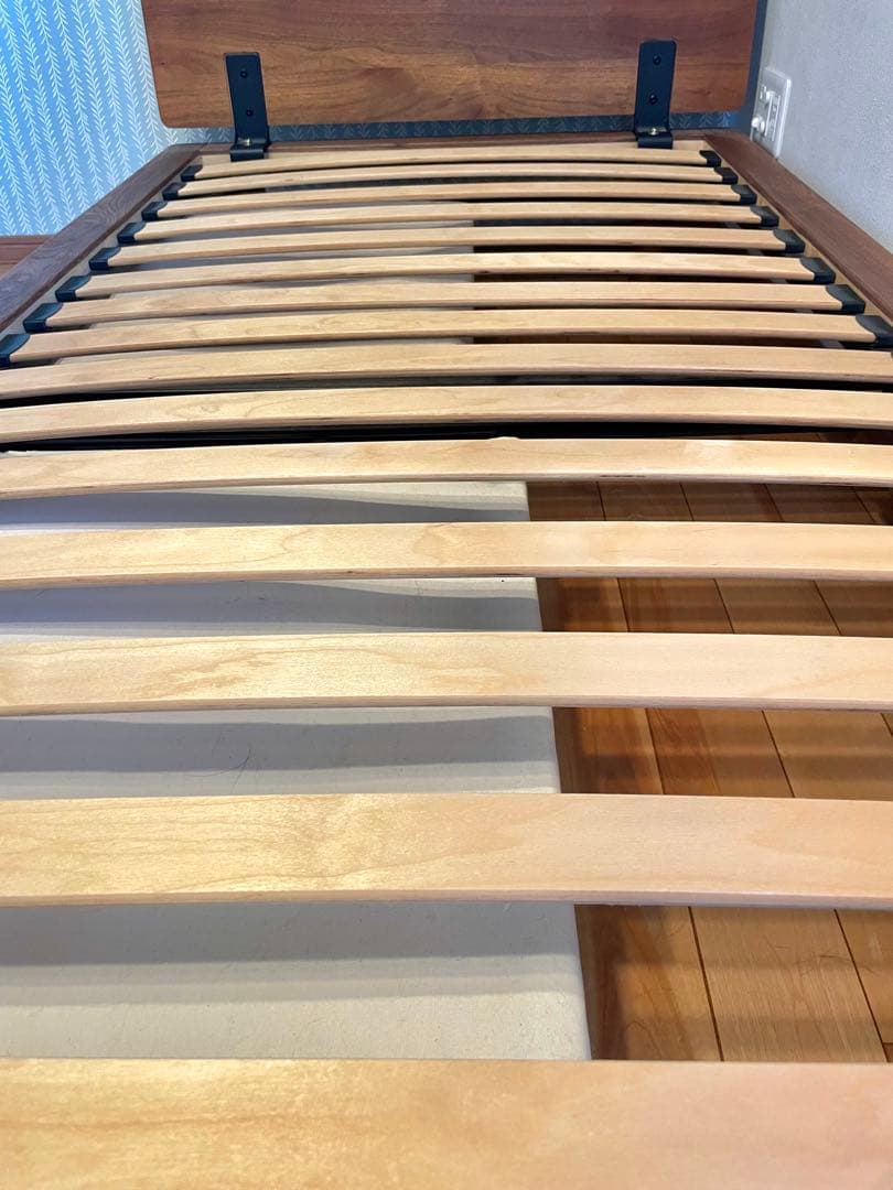 ち*。様 木製シングルベッドフレーム ウォールナット