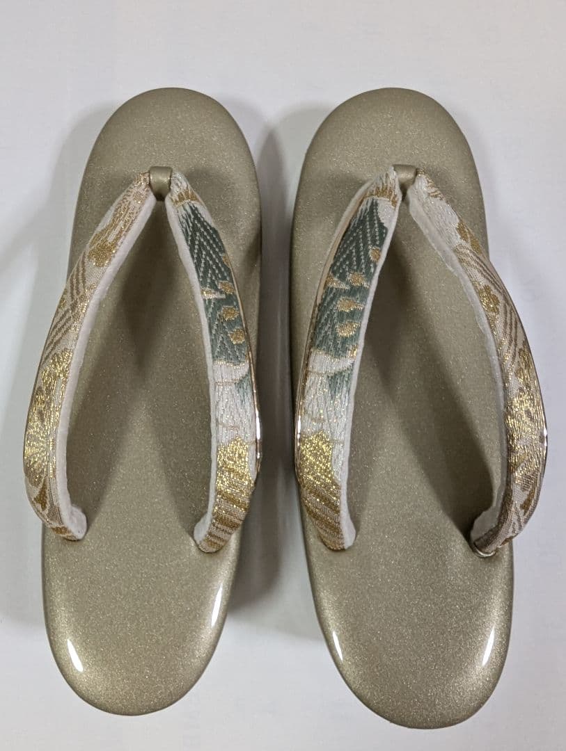 花柄刺繍の和装用バッグと下駄セット/成人式