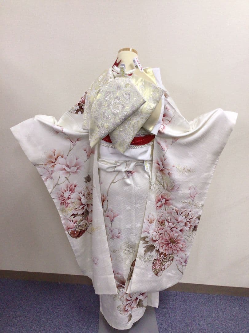 145~159センチぐらいの方が適応サイズ】白地振袖フルセット