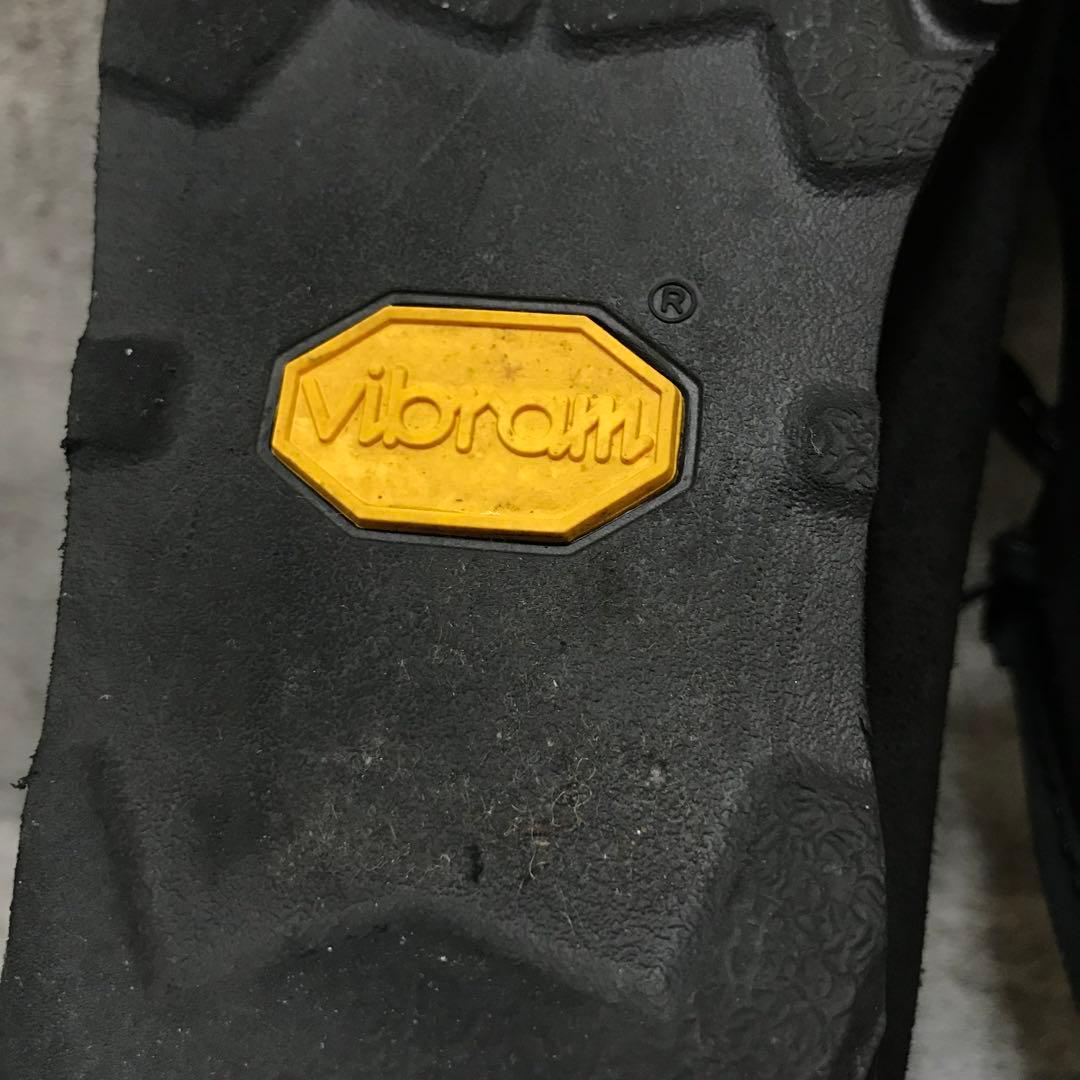 【美品】クラークス ワラビーブーツ 黒 GTX ゴアテックス vibramソール