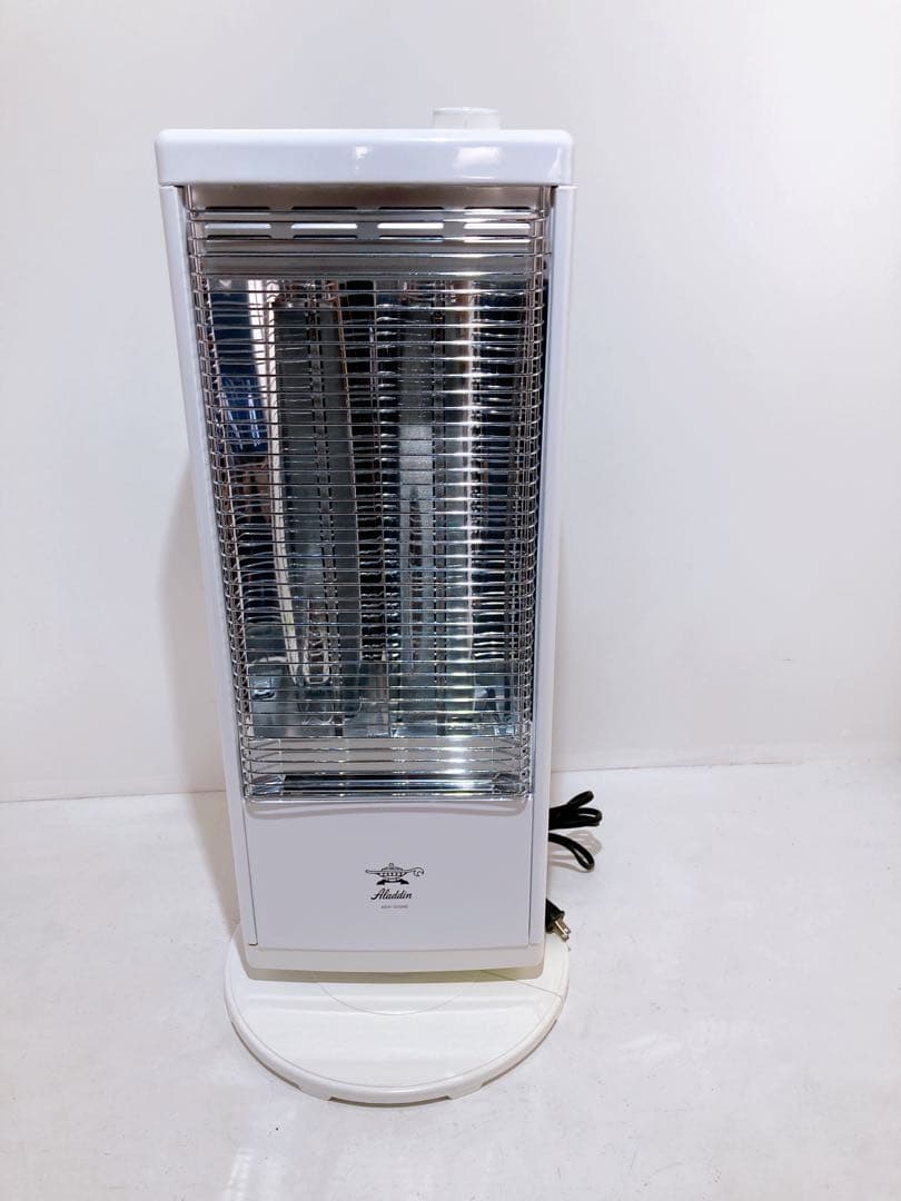 アラジン Aladdin 遠赤グラファイトヒーター　AEH-G104E 首振り アラジン AEH-G107N-W ホワイト 遠赤外線 グラファイトヒーター 自動首