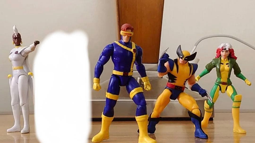 X-MEN 97 4インチ フィギュア マーベルレジェンド