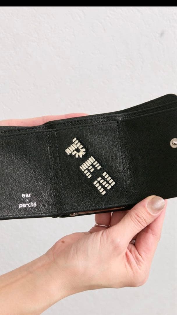 【新品未使用】PEZ ×ear 本革/コラボ三つ折りがま口財布 イアパピヨネ