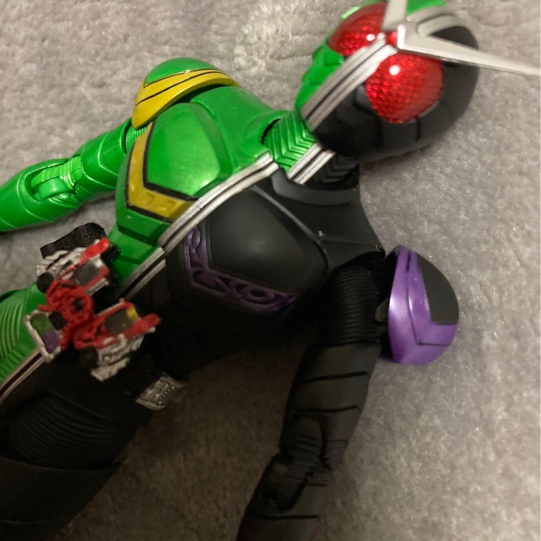 S.H.Figuarts 仮面ライダーW サイクロンジョーカー(真骨彫製法)