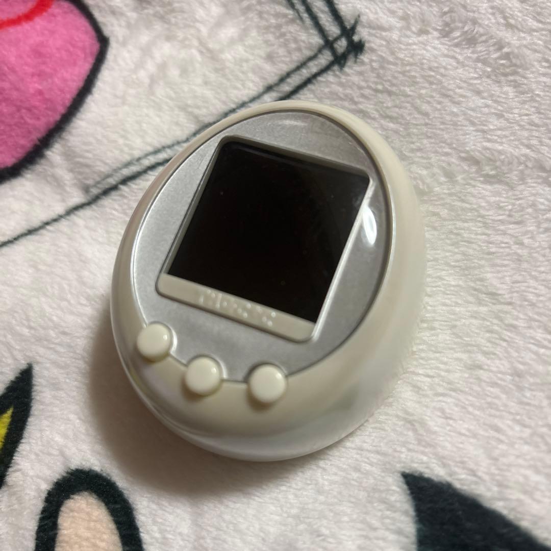 Tamagotchi たまごっち プラスカラー ホワイト