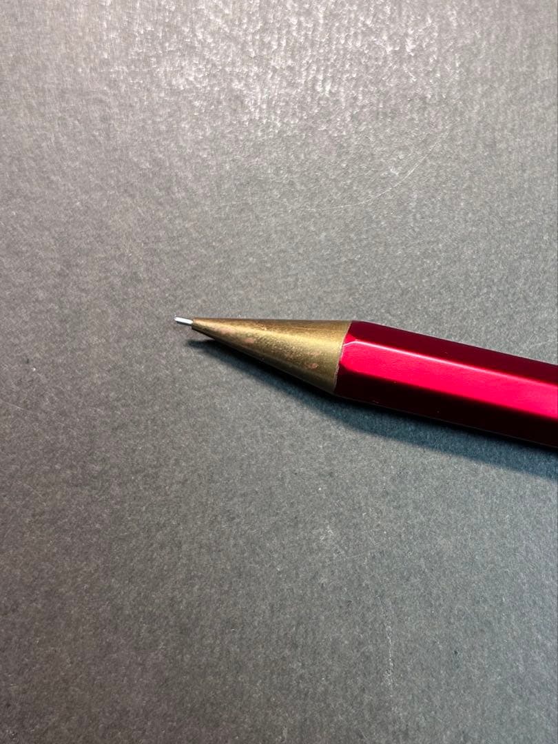 カヴェコスペシャル レッド 0.5mm