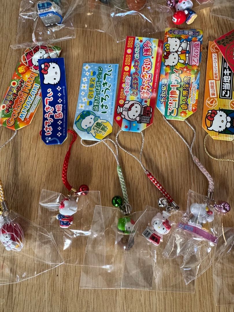 へ*可様 ハローキティ 根付セット 36個　ご当地限定多数