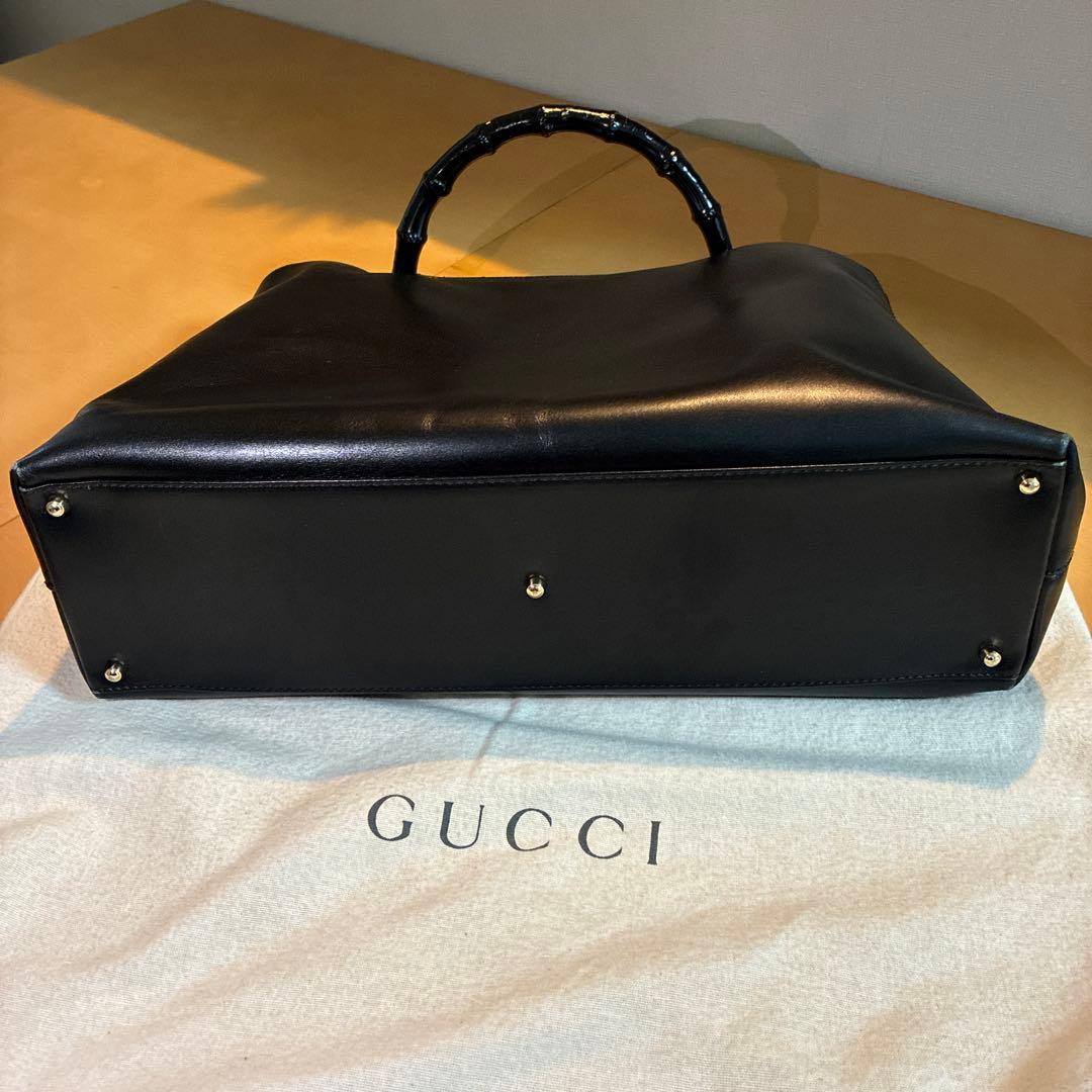 【初売り】GUCCI ブラック レザーハンドバッグ