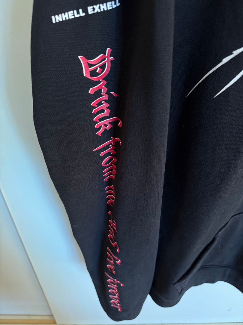 ヴェトモン VETEMENTS TOTAL FUCKING DARKNESS