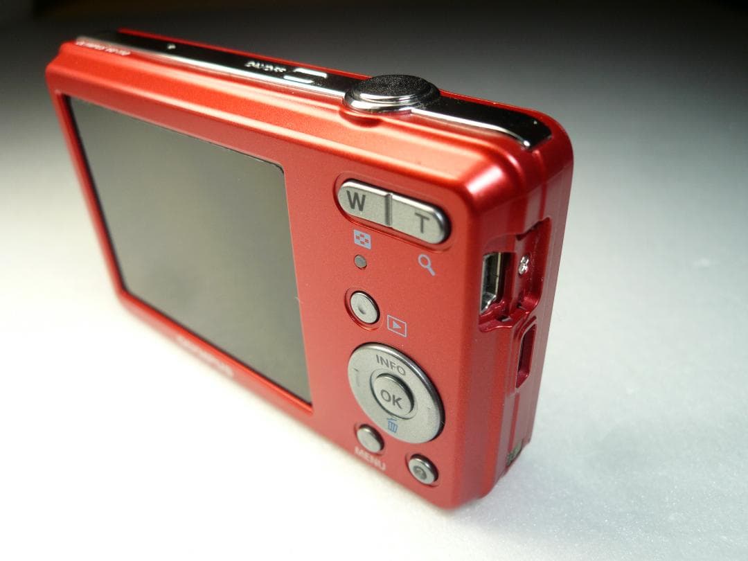 オリンパス VG-110⭐️極美品⭕️実働品❤️小さいのに光学4