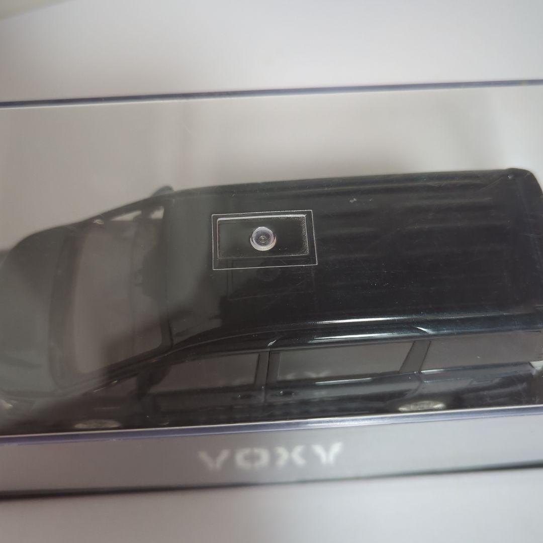 TOYOTA VOXY ミニカー 80系後期　カラーサンプル