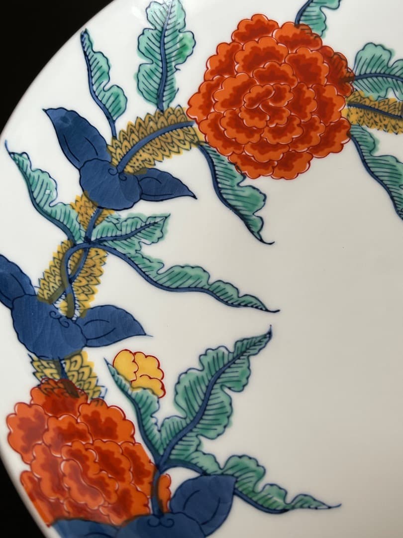 色鍋島 けし図 高台大皿 (船津彩雲 作)