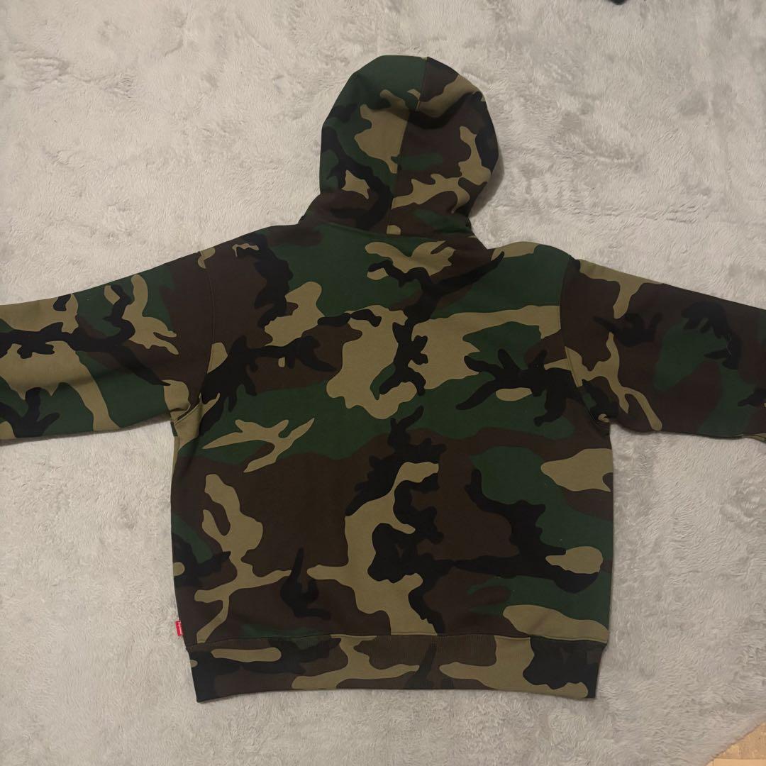 supreme迷彩ジップパーカー Sロゴ